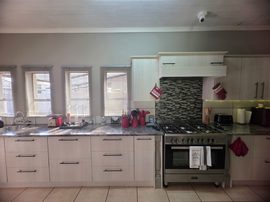 3 Bedroom Property for Sale in Riebeeckstad Free State